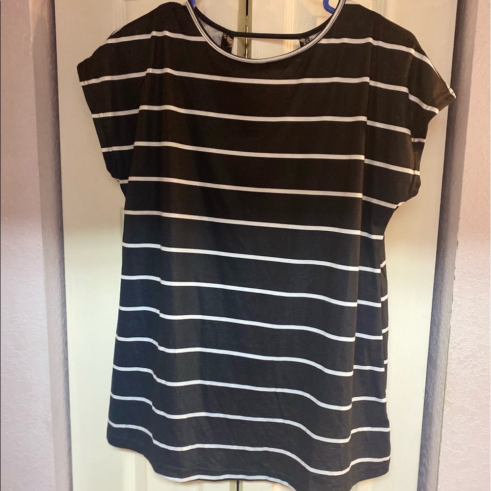 Brand new short sleeve top